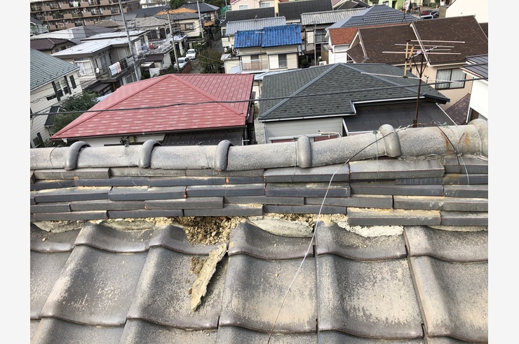 漆喰の劣化が与える屋根への影響